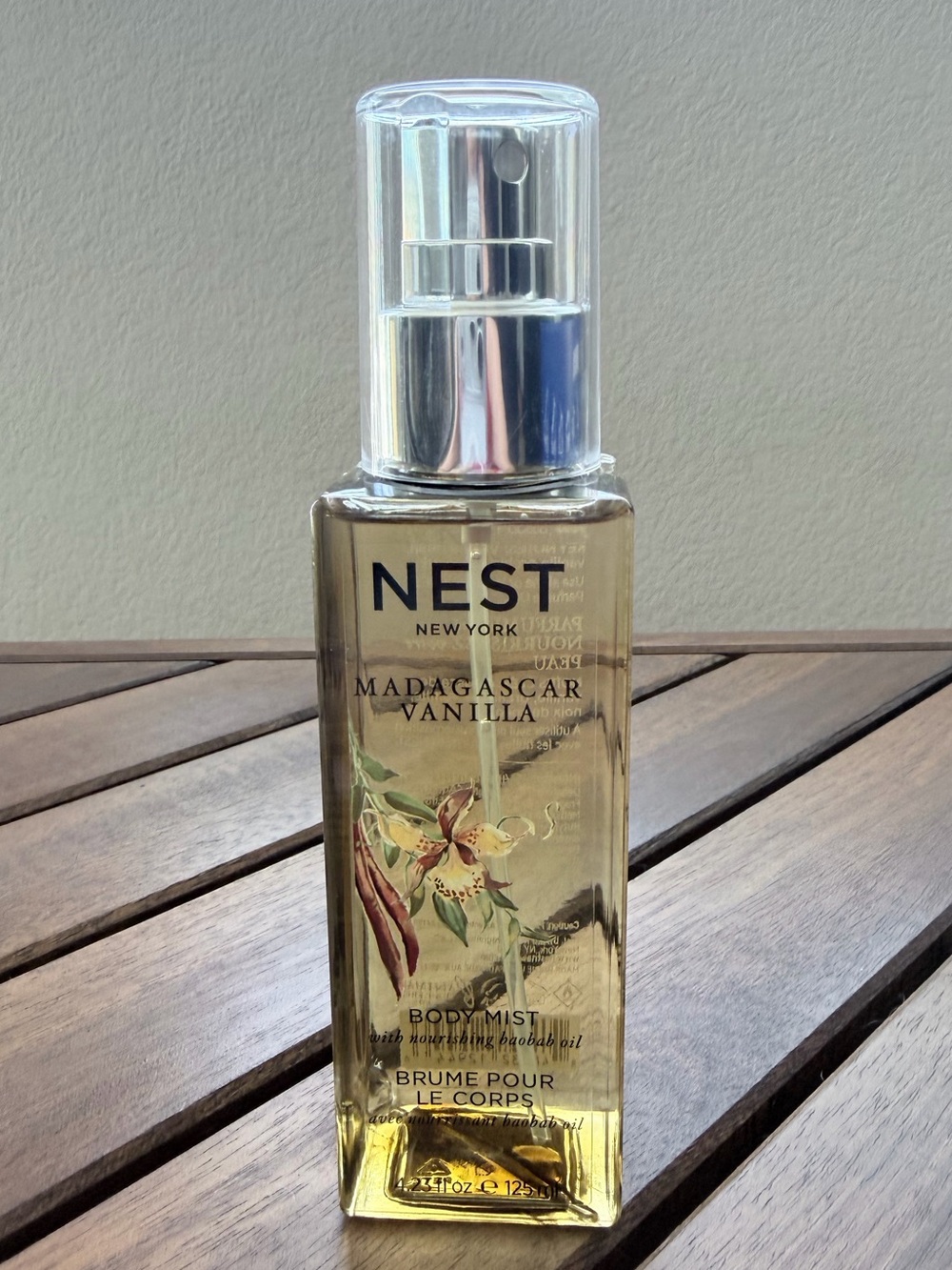 NEST New York Madagascar Vanilla Body Mist, a 4.23 fl. oz. (125 mL)